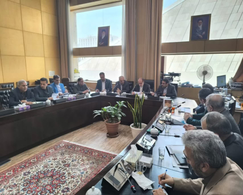 نشست مشترک معاون اقتصادی استاندار همدان و نمایندگان استان با مدیران عامل بانک‌های کشور