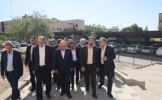  بازدید استاندار همدان از مرکز جامع سرطان استان همدان