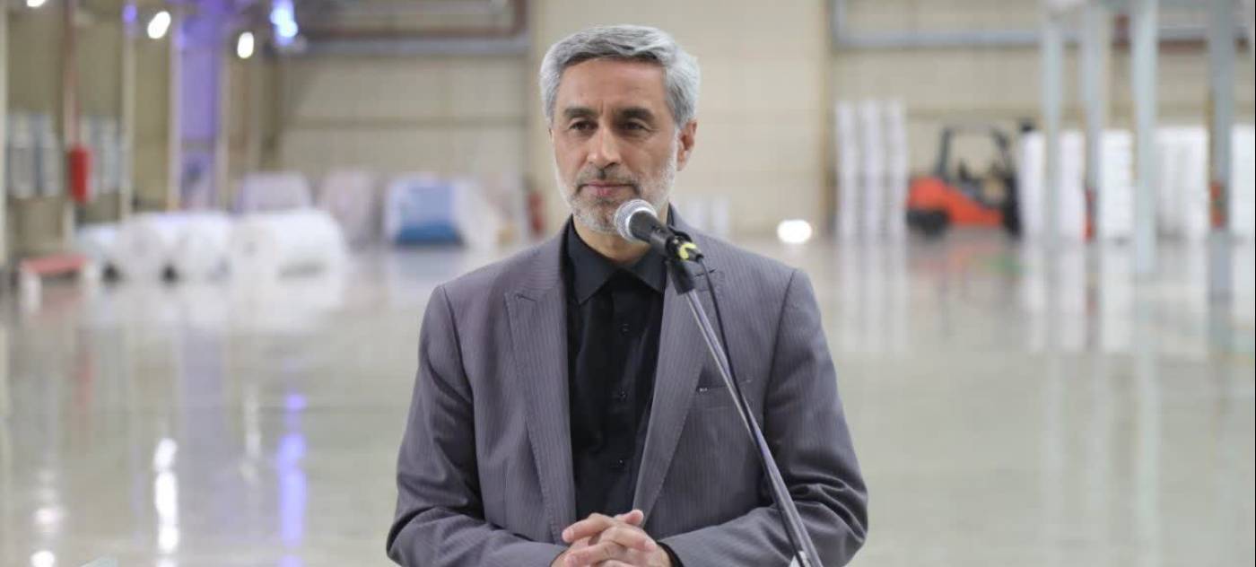 استاندار همدان: صنایع تولیدی نباید دچار چالش شوند.
