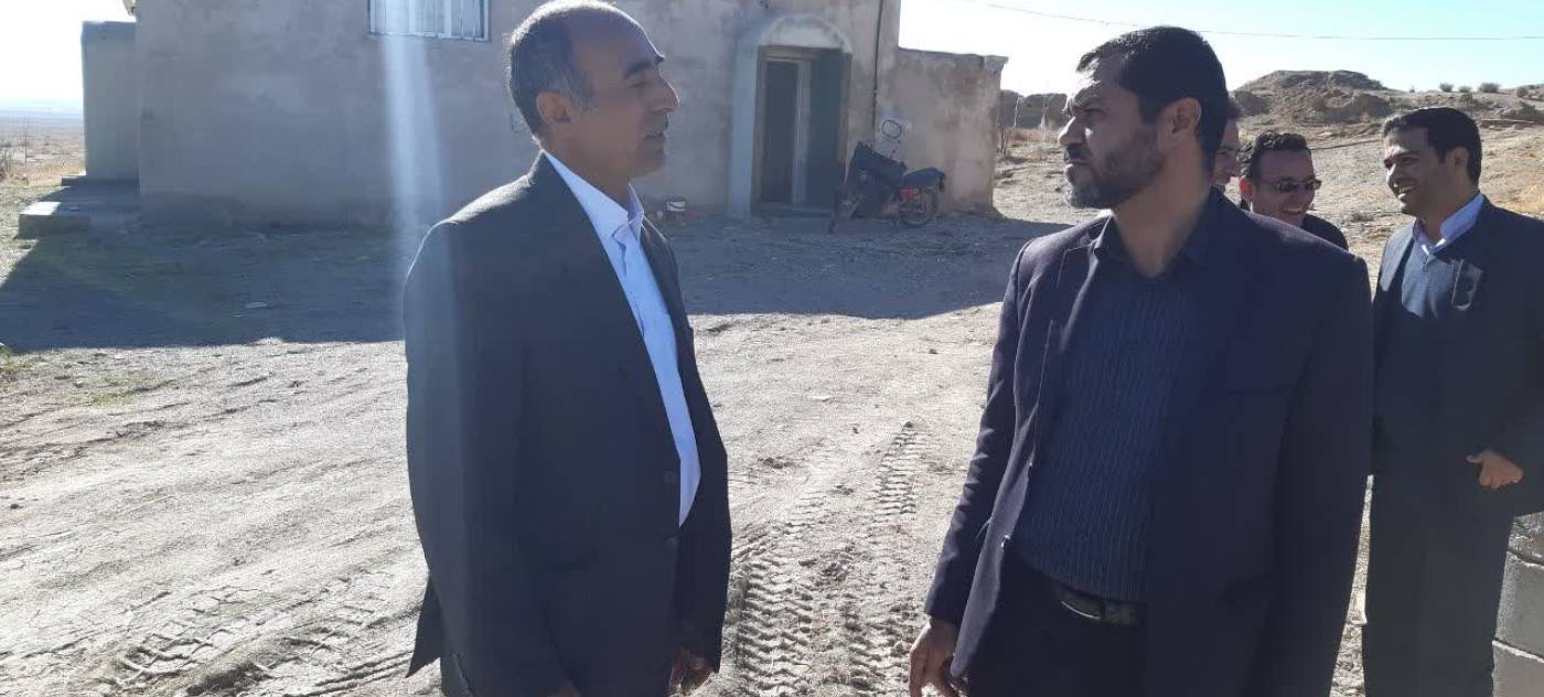 روستا کانون تولید / فرماندار فامنین در جمع اهالی روستای مزرعه شیرابدال: هر فعالیت قانونی موجب پیشرفت روستا می‌شود.
