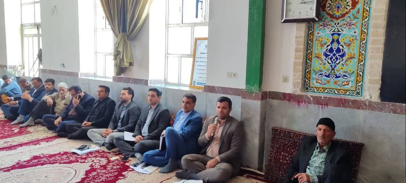 برگزاری میز خدمت باحضورفرماندار ونماینده مردم در مجلس شورای اسلامی در دهستان مهربان روستای قهورد سفلی از توابع بخش گل تپه