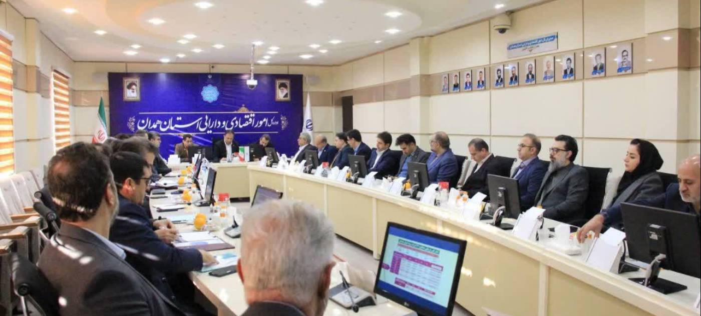 تاكيد معاون استاندار بر تسهيل و تسريع پرداخت خسارات بيمه اي در جلسه شورای هماهنگی شرکت‌های بیمه استان همدان