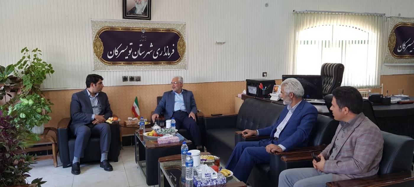 دیدار مدیرکل ثبت احوال استان همدان با فرماندارشهرستان تویسرکان