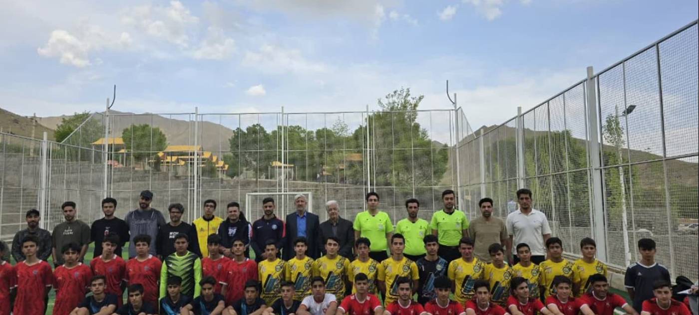 حضور و بازدید فرماندار محترم شهرستان جناب شماعی در محل برگزاری (جام شوراها) مرحله نیمه نهائی   چمن مصنوعی مجموعه تفریحی دریاچه مادر