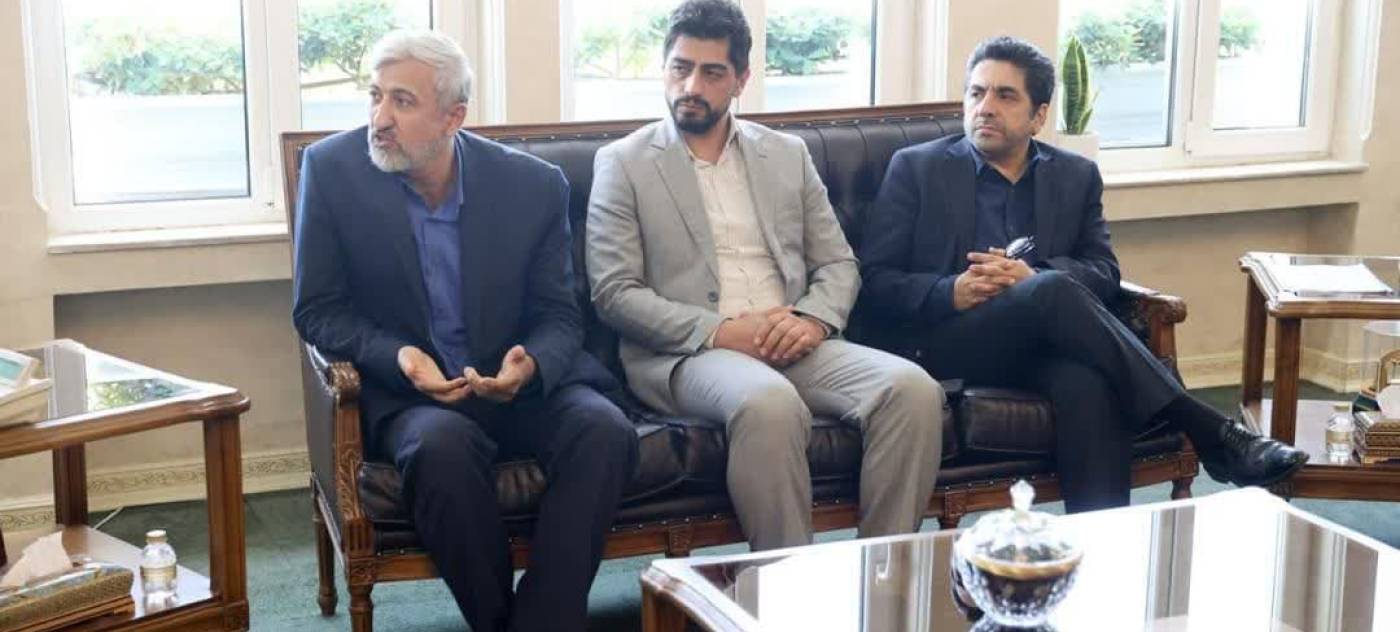 با پیگیری دکتر مفتح، دیدار مسئولان شهرستان تویسرکان با وزیر ورزش برگزار شد