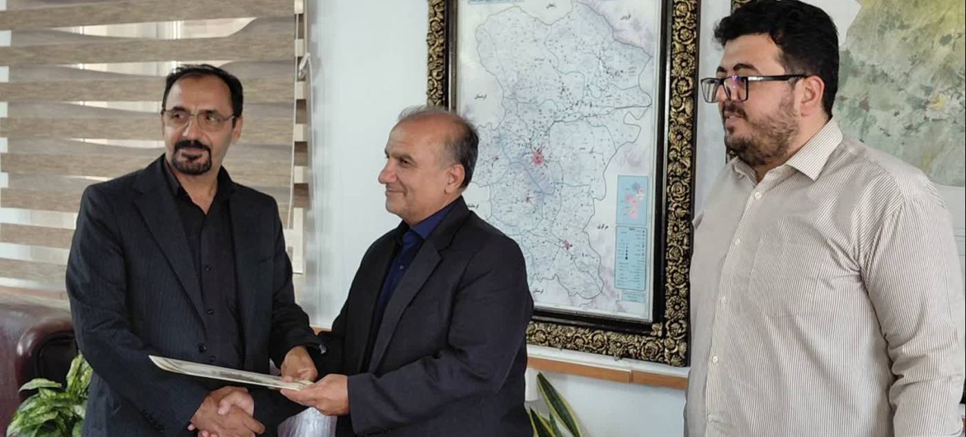 به مناسبت روز خبرنگار از زحمات فعالان رسانه و خبری شهرستان درگزین تقدیر شد
