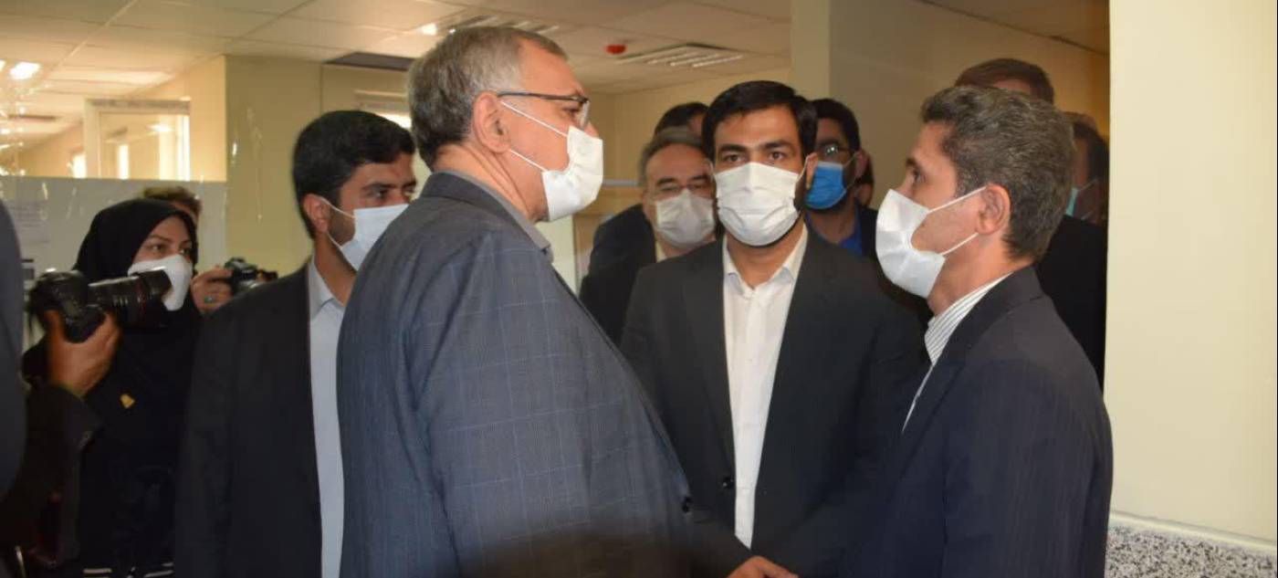  بازدید دکتر عین اللهی وزیر بهداشت از مرکز خدمات جامع سلامت شهر قروه درگزین