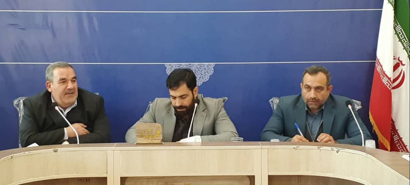 خواستان: ساختمانهای مسکن ملی در شهر های کرفس و قروه درگزین در صورت تامین زمین به صورت تک واحدی ساخته خواهد شد.