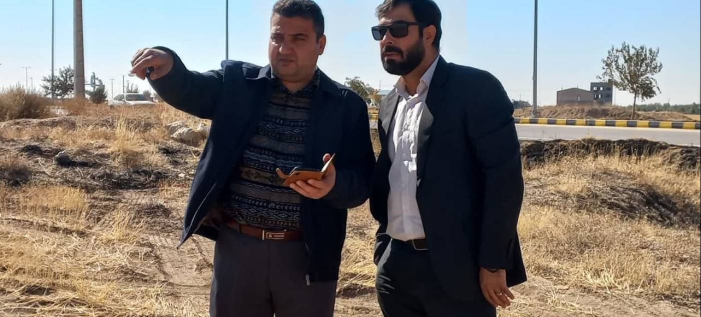  بازدید کمیل خواستان فرماندار درگزین از زمین های نهضت ملی مسکن