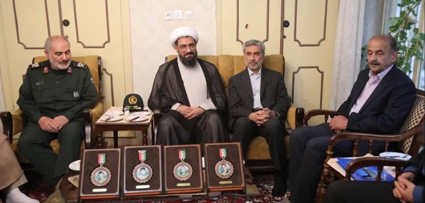 استاندار همدان: جایگاه شهدا با هیچ معیار مادی قابل قیاس نیست