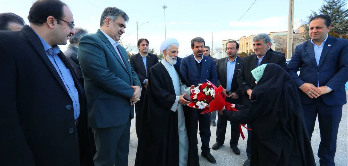 معاون حقوقی رئیس‌جمهور وارد همدان شد