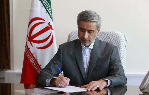  پیام تبریک استاندار همدان به مناسبت روز جمهوری اسلامی