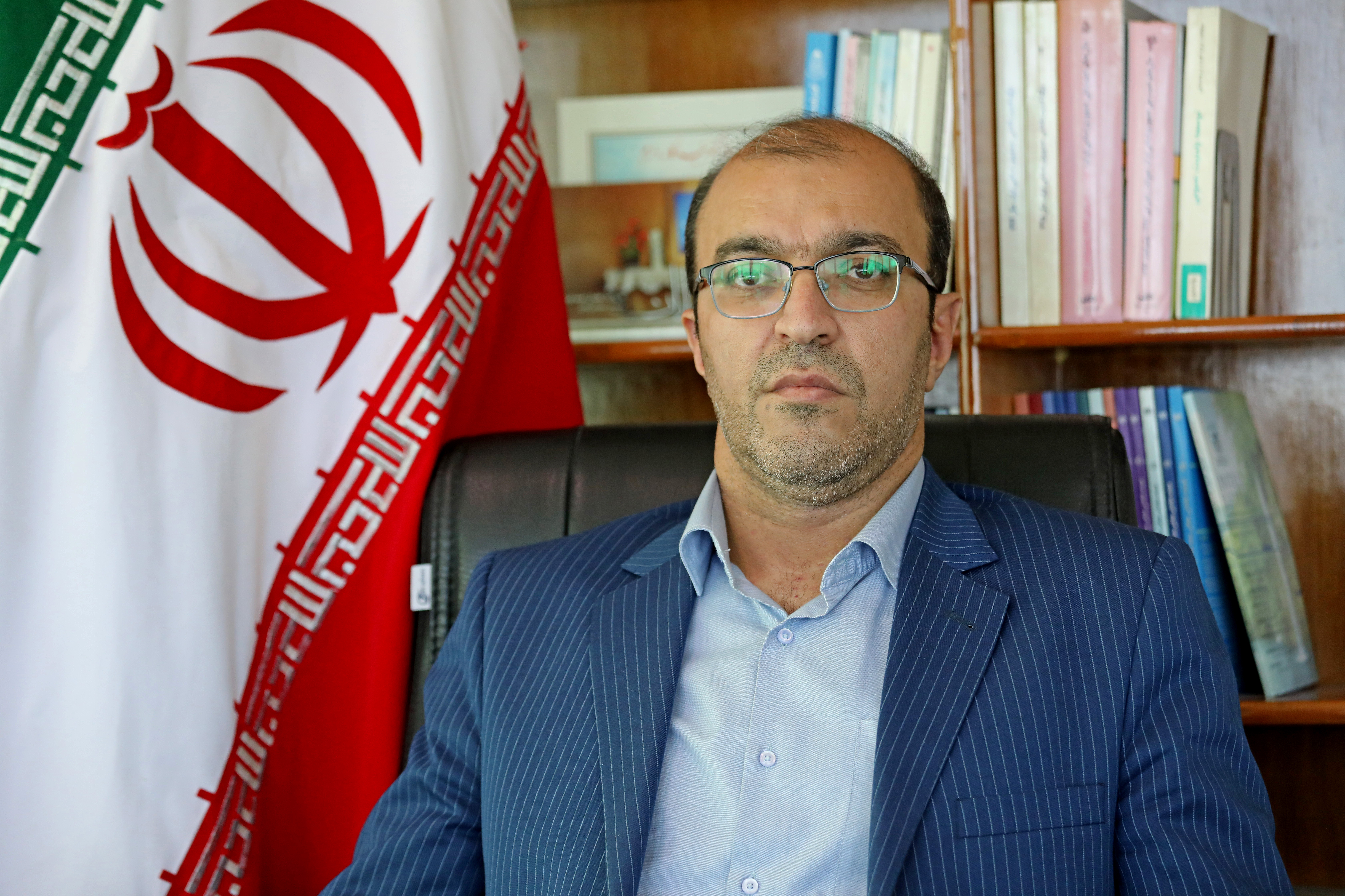 مهدی اخوان